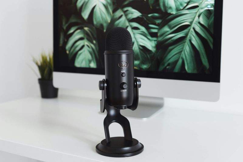 音声創研ラボ株式会社 11
